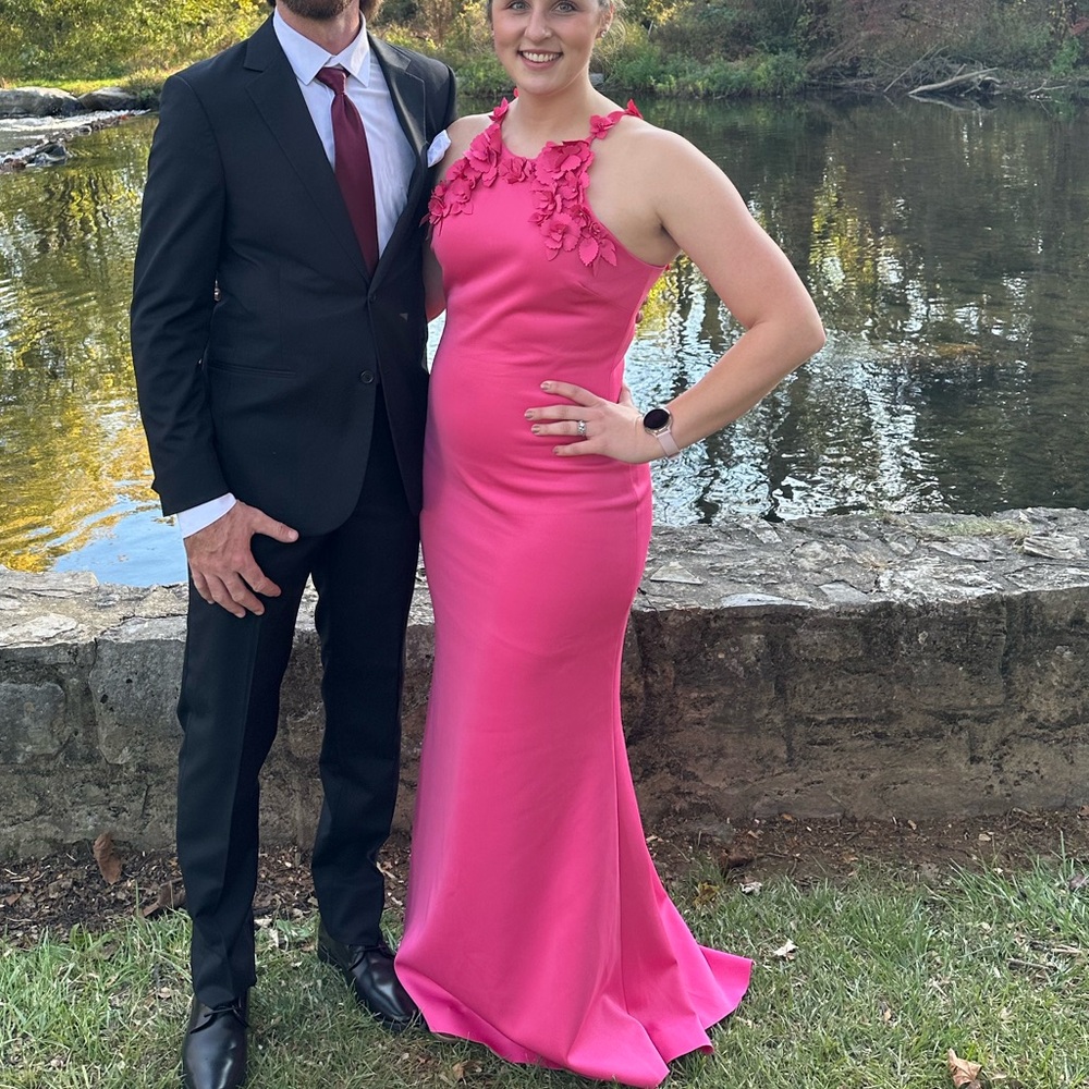 Badgley Mischka Pink Prom Dress